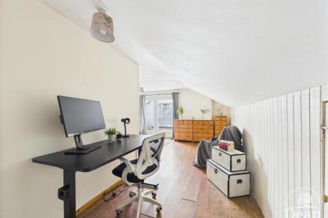 Property Image 16