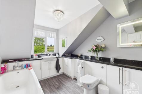 Second Floor Bathroom