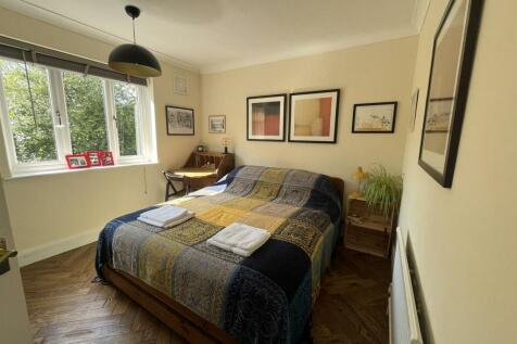 bedroom 2.JPEG