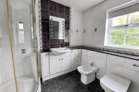 bd414ed2-En-Suite.jpg