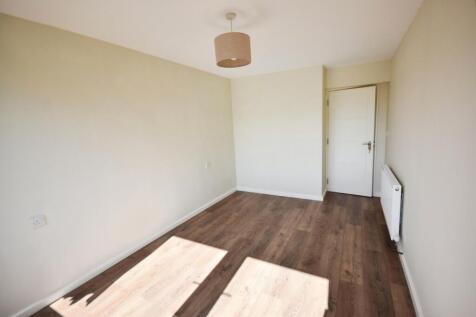 pbox-bedroom-340263.JPG