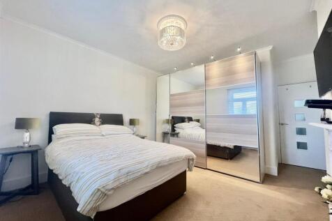 WhatsApp Image 2025-10-21 at 1.38.43 PM (1).jpeg