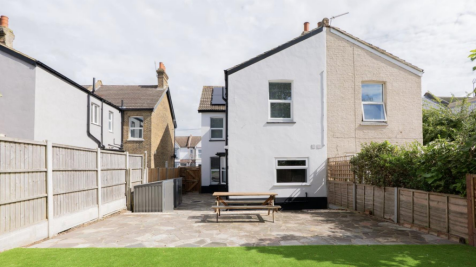 Screenshot 2025-11-11 at 19.06.11.png