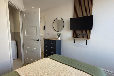 Photo 20-11-2025, 13 07 48.jpg