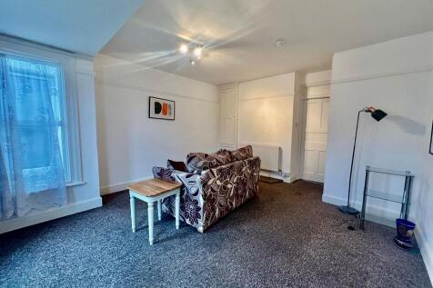 WhatsApp Image 2025-11-22 at 3.03.07 PM (1).jpeg