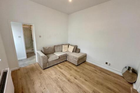 PHOTO-2025-10-02-16-09-01 6.jpg