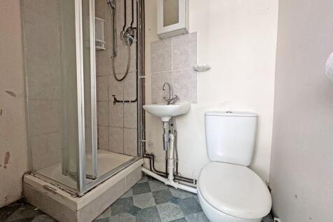 Annex Shower Room