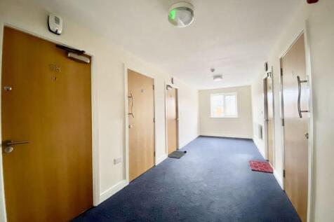 Communal Landing
