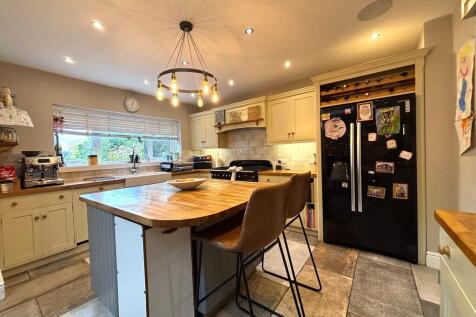 processed-27D82D9...