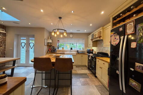 processed-A8200E6...