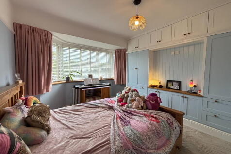 processed-2550493...