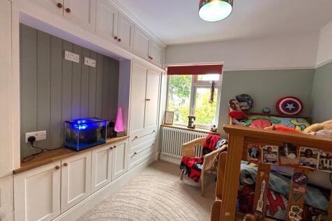 processed-3EF7CDB...