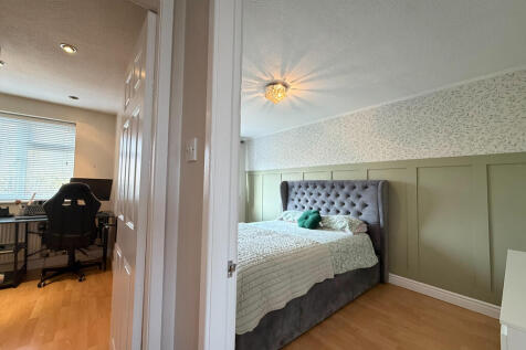 processed-C4EF4C6...