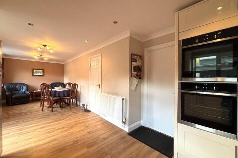 processed-2840AFA...