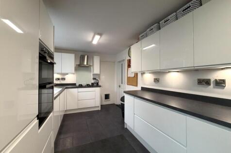 processed-DA277C8...