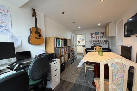 processed-8DA2156...