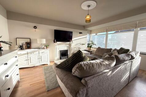 processed-1014323...