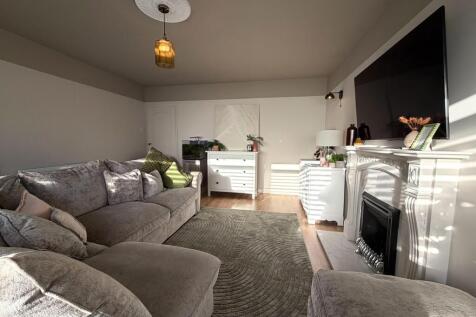 processed-9048B37...