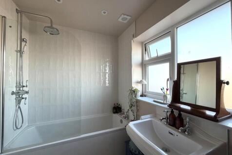 processed-2D15F73...