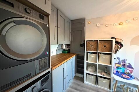 processed-62608EF...