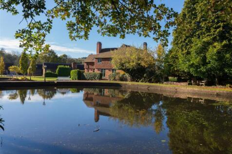 Barnet Farm, Norley Lane - Edited (19).jpg