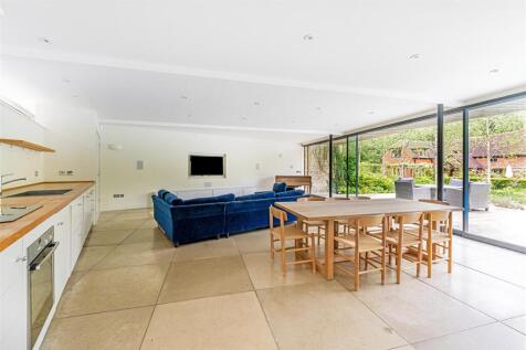 Roundless Cottage, High Button, GU8 6NR-120.jpg