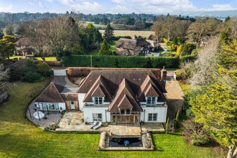 Yew Thatch, Woodhouse Lane, Holmbury St Mary, Dork