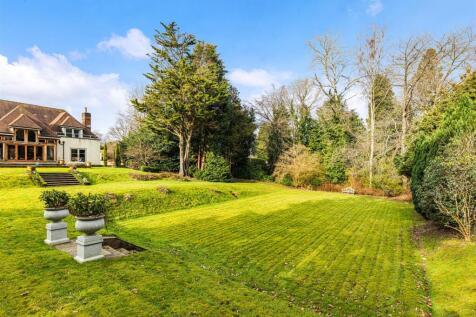 Yew Thatch, Woodhouse Lane, Holmbury St Mary, Dork