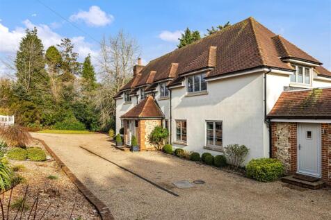 Yew Thatch, Woodhouse Lane, Holmbury St Mary, Dork