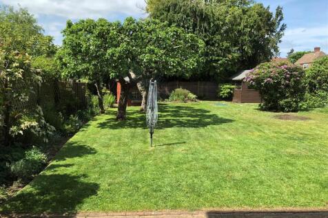 63 Summersbury Drive - Garden 2.jpg