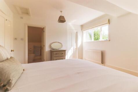 Bedroom 2.5.jpg