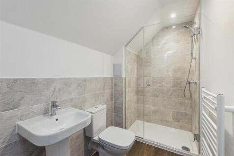 3-Electric-Close2c-Catteshall-Court2c-Godalming-GU