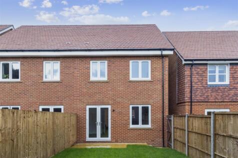 3-Electric-Close2c-Catteshall-Court2c-Godalming-GU