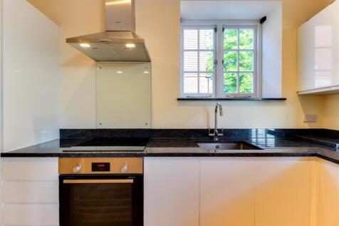 17. Kitchen 1.1.jpg
