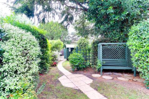 13. Garden 1.4.jpg