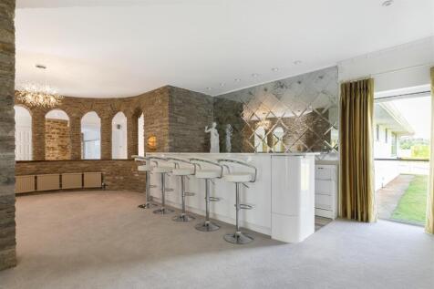 Waverley Court Farm, Monks Walk Farnham, Surrey, G