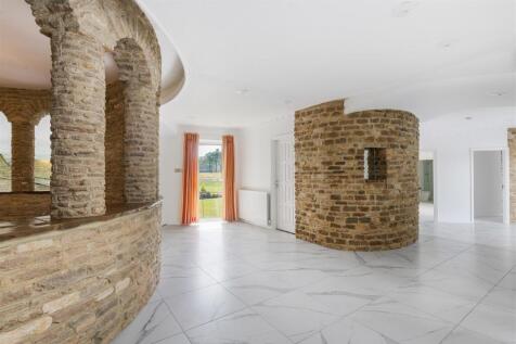 Waverley Court Farm, Monks Walk Farnham, Surrey, G