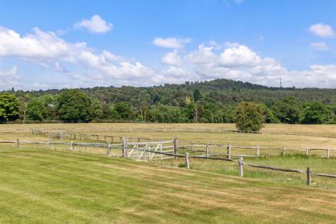 Waverley Court Farm, Monks Walk Farnham, Surrey, G