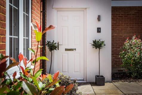 3-White-House-Mews-51.jpg