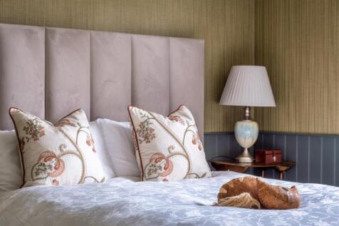 The Carriage House - cameo high res-10.jpg