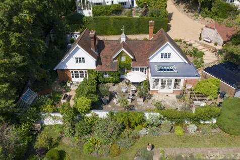 The-Stables-9-Guildown-Avenue-Guildford-GU2-4HA-DR