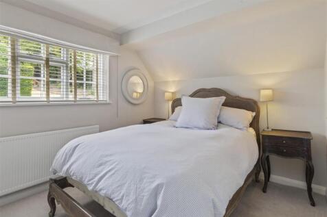 The-Stables-9-Guildown-Avenue-Guildford-GU2-4HA-67