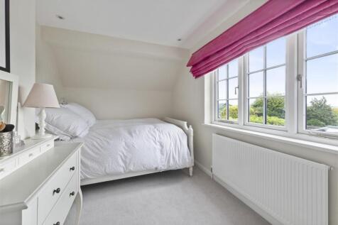 The-Stables-9-Guildown-Avenue-Guildford-GU2-4HA-70