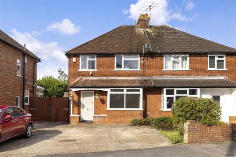 49 Whitemore Road, GU1 1QU-26.jpg
