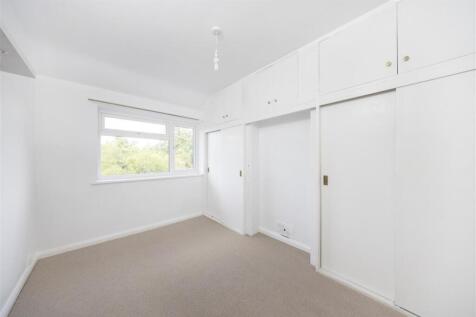 49 Whitemore Road, GU1 1QU-22.jpg