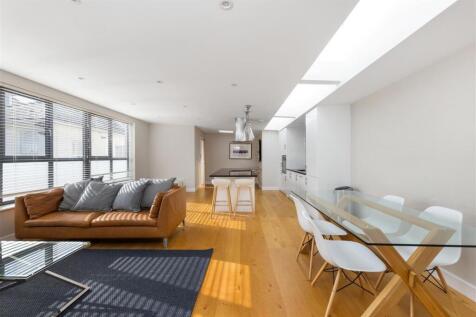 Flat 2, 278 High Street GU1 3JL-8.jpg