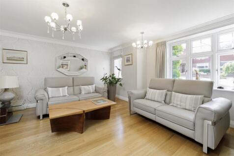 6-Coplestone-Chase-Cranley-Road-Guildford-GU1-2JW-