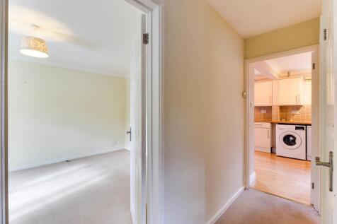 08. Hallway 1.3.jpg