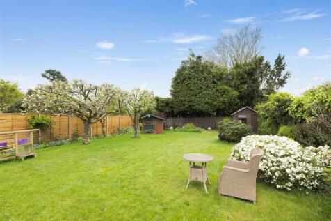63 Summersbury Drive, GU4 8JG-6.jpg