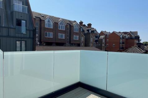 Terrace 2.jpg